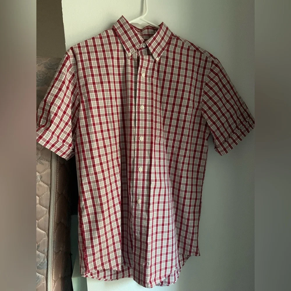 Arrow Short Sleeve Button Down Shirt - Picture 1 of 3